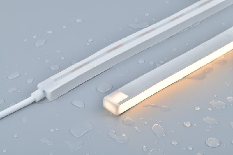 防水灯带和不防水灯带的区别：如何选择适合的LED灯带？