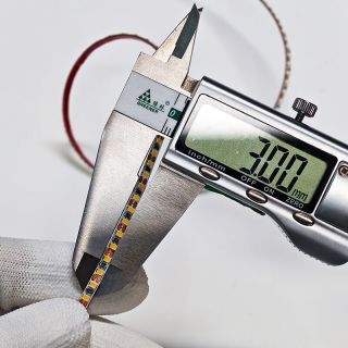 3mm可任意裁剪LED灯带，显指90，高密度240灯每米 - 4